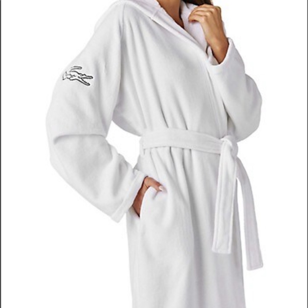 🌟 NEW IN BOX- Lacoste FairPlay Robe 🌟
